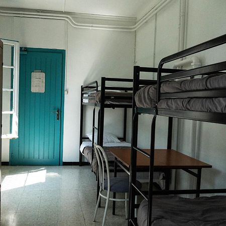 Auberge De Jeunesse Hi Arles Eksteriør bilde